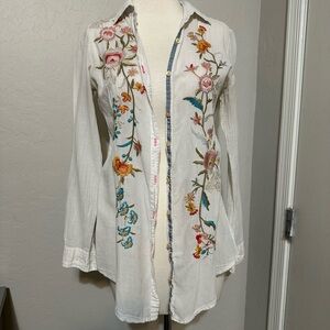 Johnny Was Cream Embroidered Blouse